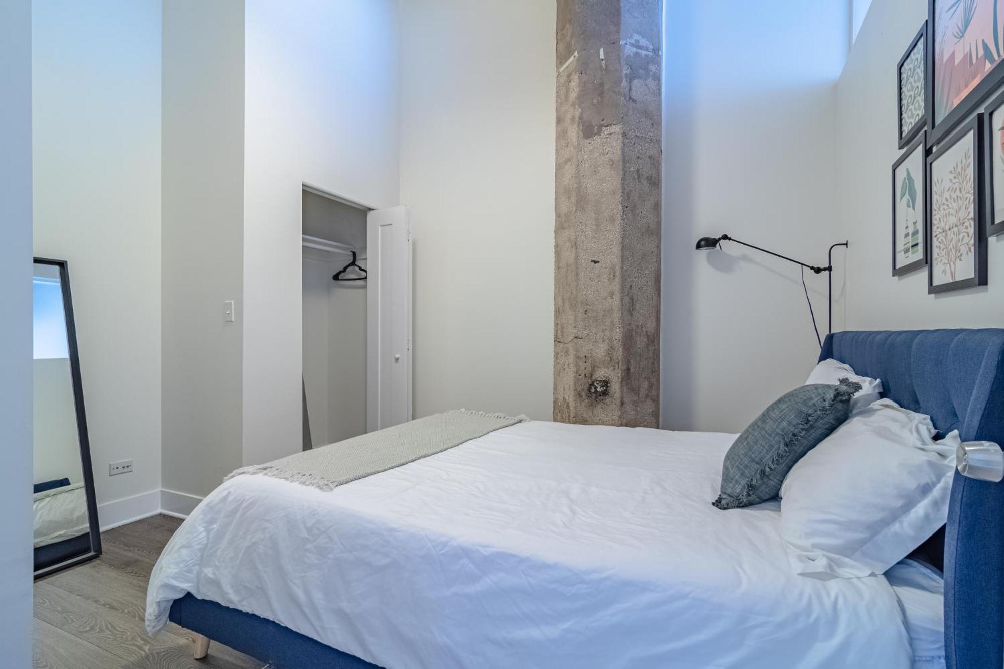 Modern 2Br Loft With Amazing City Skyline View And Optional Parking For 8 Guests Near Mccormick Place And Soldier Field Chicago Exterior photo